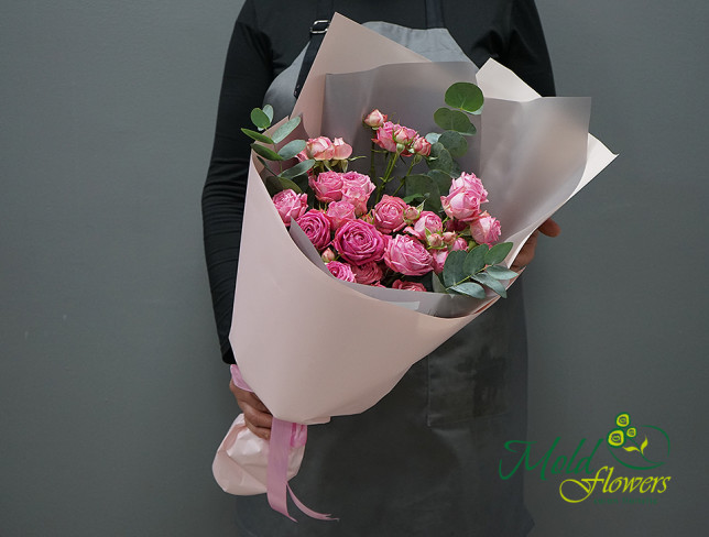 Rose Bouquet with Eucalyptus photo